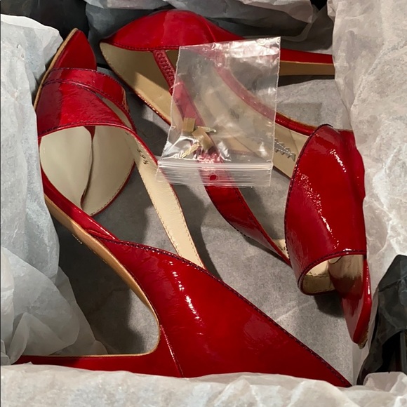 EMPORIO ARMANI Red Patent Leather Sandals - Picture 6 of 6